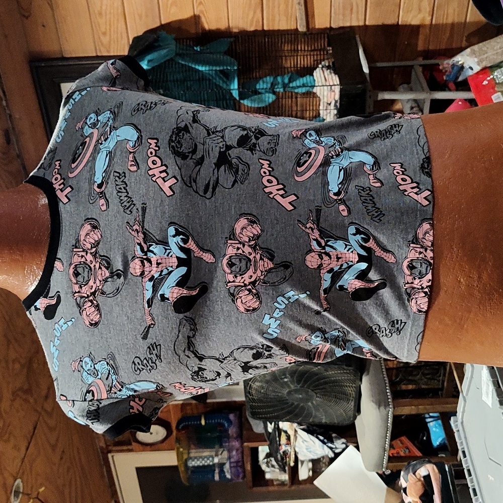 Mighty Fine Marvel Graphic TShirt Size XS